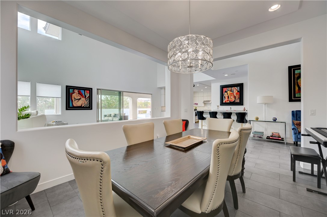 260 Tarragona Breeze Avenue Property Photo 6