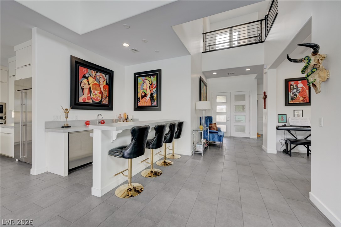 260 Tarragona Breeze Avenue Property Photo 10