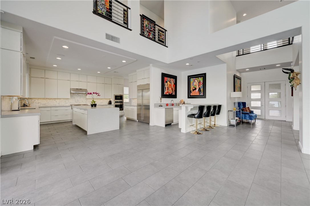 260 Tarragona Breeze Avenue Property Photo 16