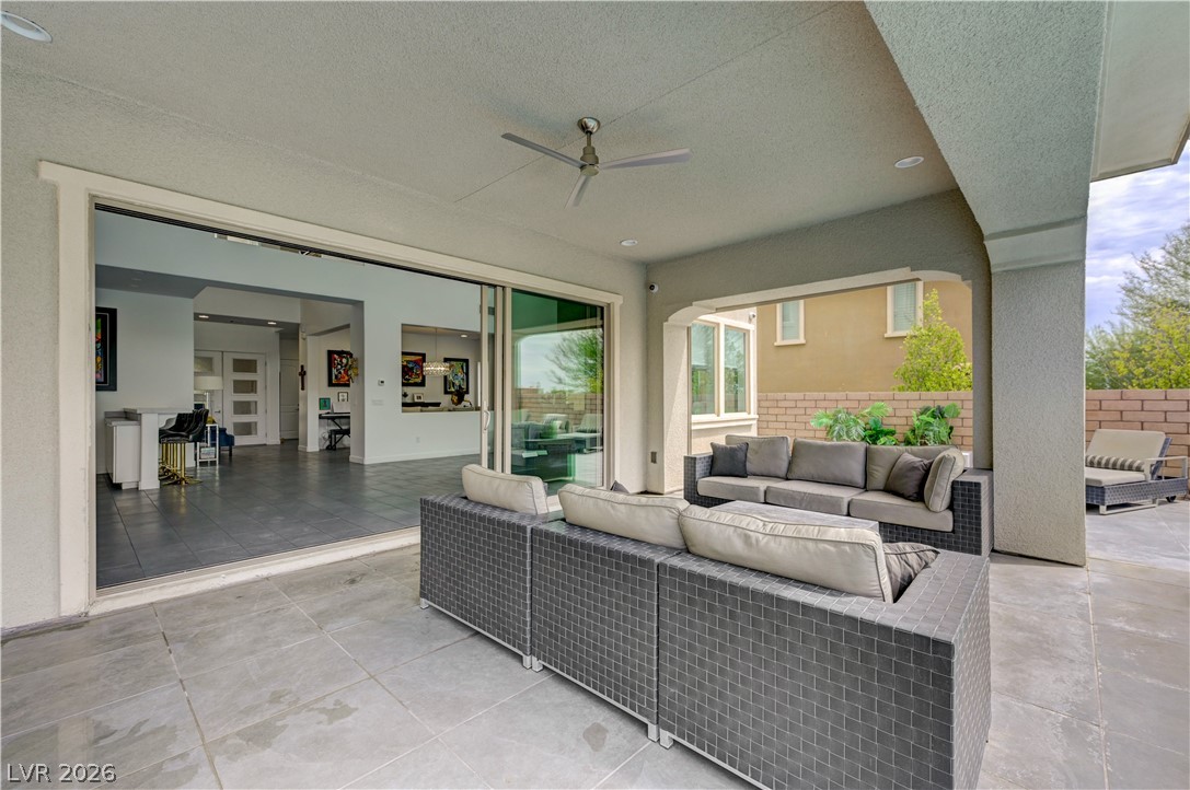 260 Tarragona Breeze Avenue Property Photo 31