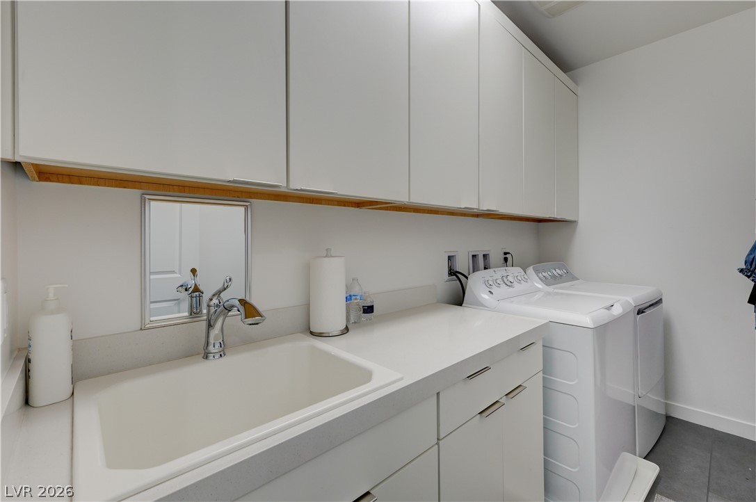 260 Tarragona Breeze Avenue Property Photo 59