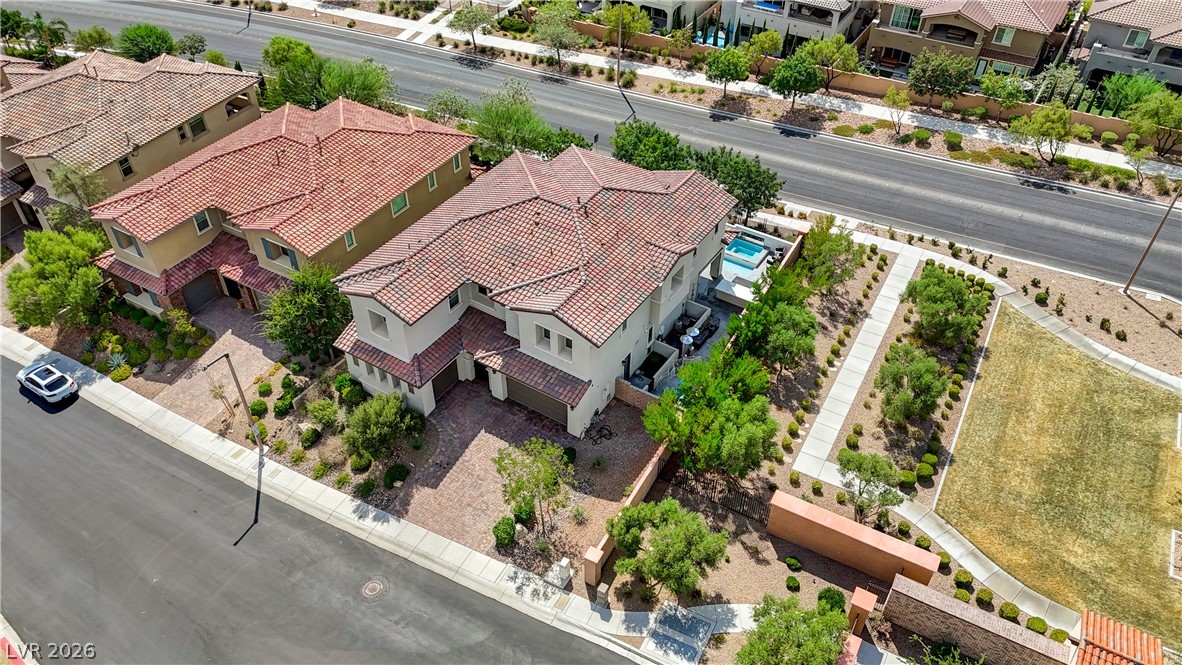 260 Tarragona Breeze Avenue Property Photo 77