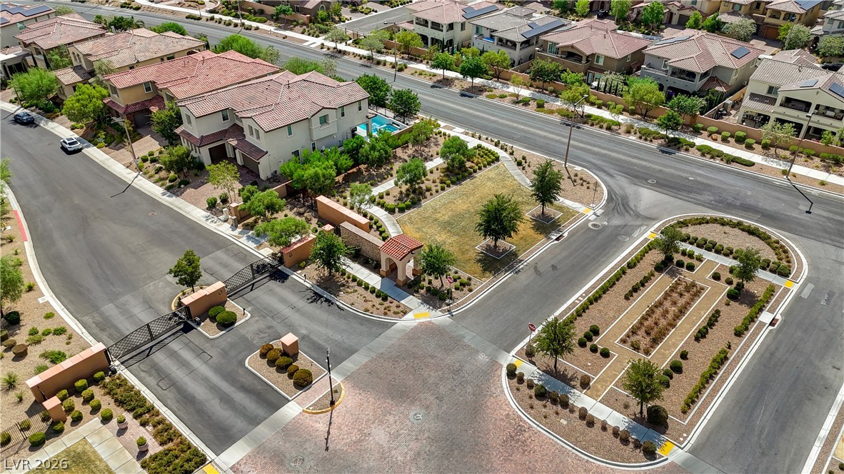 260 Tarragona Breeze Avenue Property Photo 78