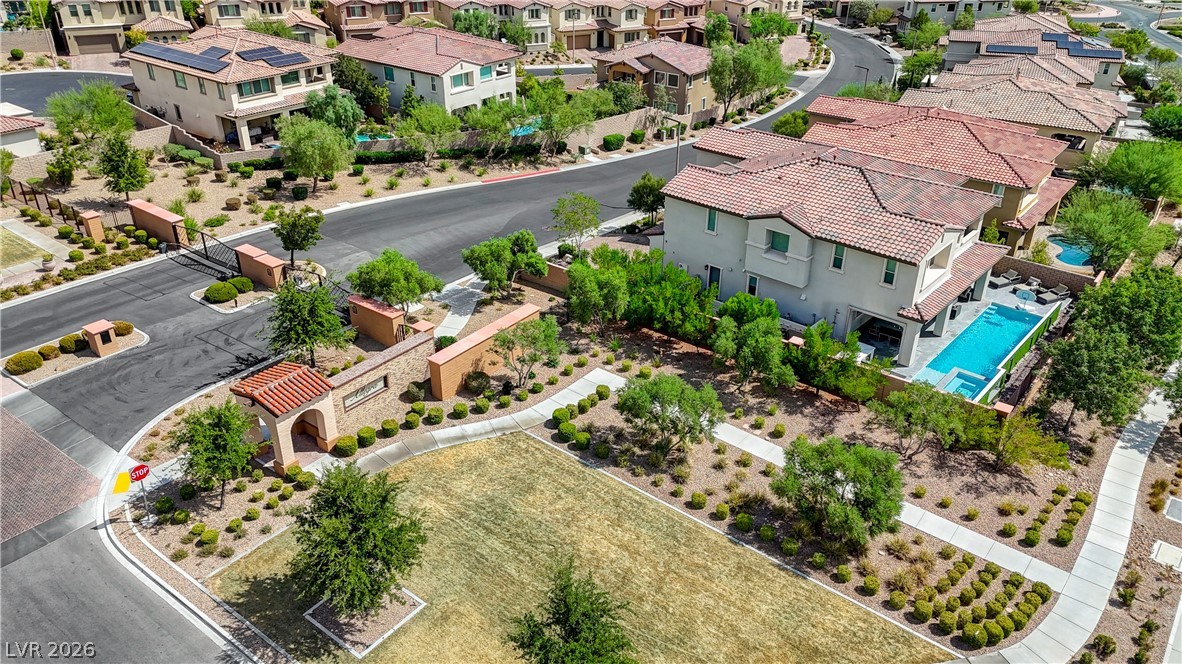 260 Tarragona Breeze Avenue Property Photo 79