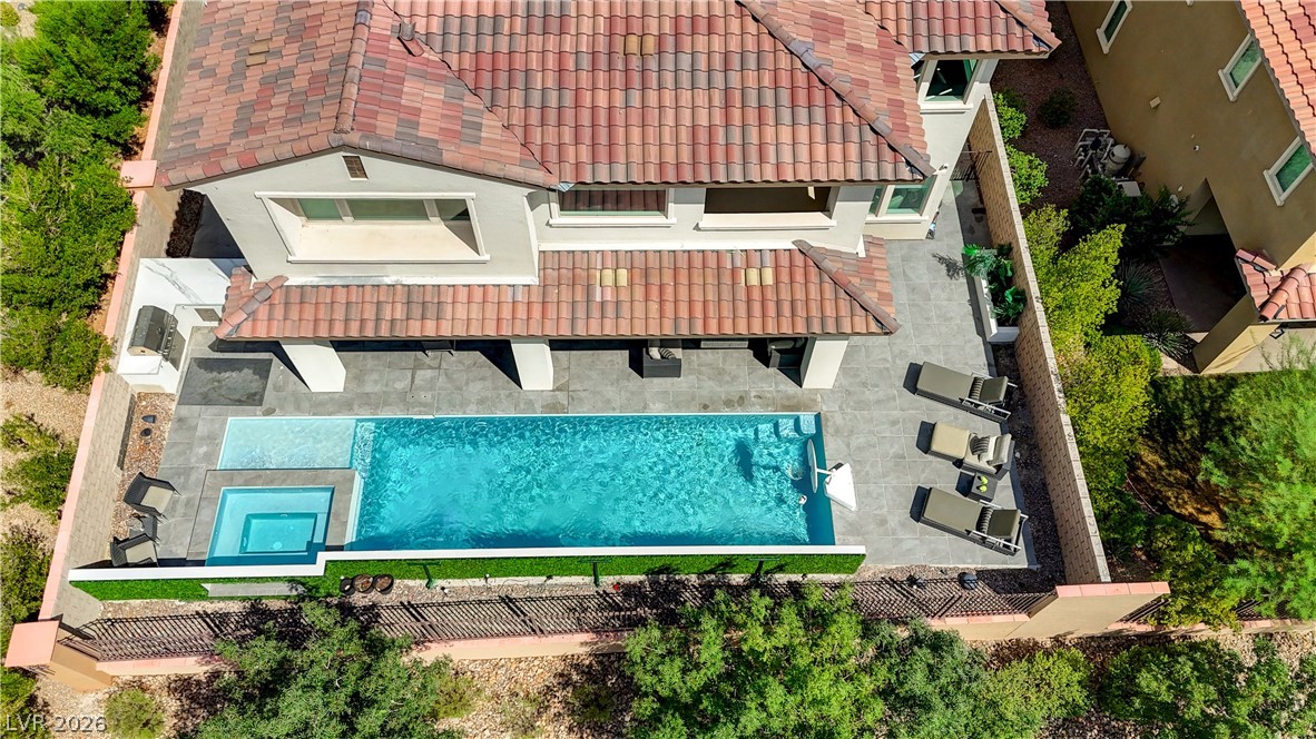260 Tarragona Breeze Avenue Property Photo 81