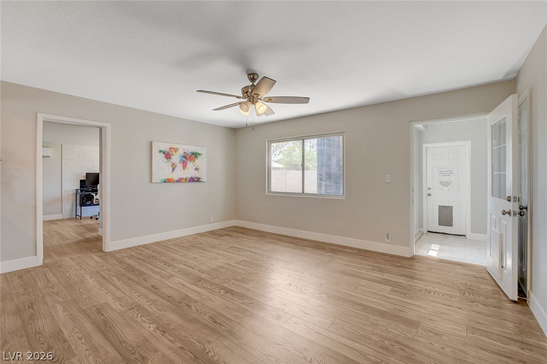 1077 Westminster Avenue Property Photo 21