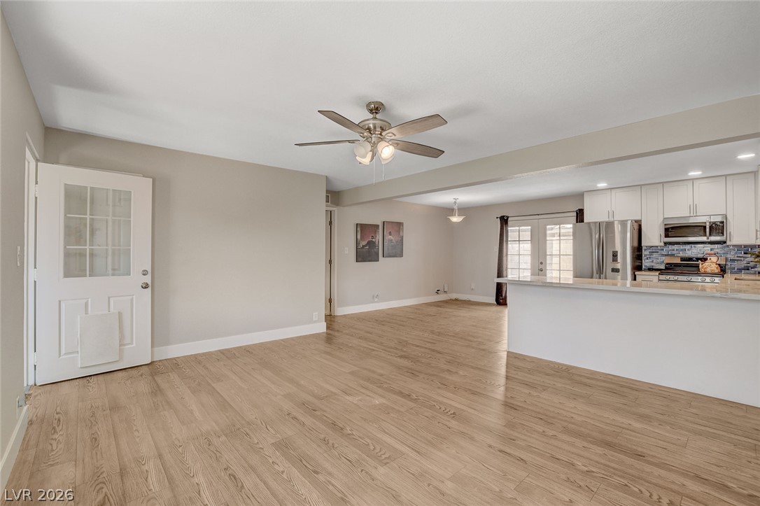 1077 Westminster Avenue Property Photo 23