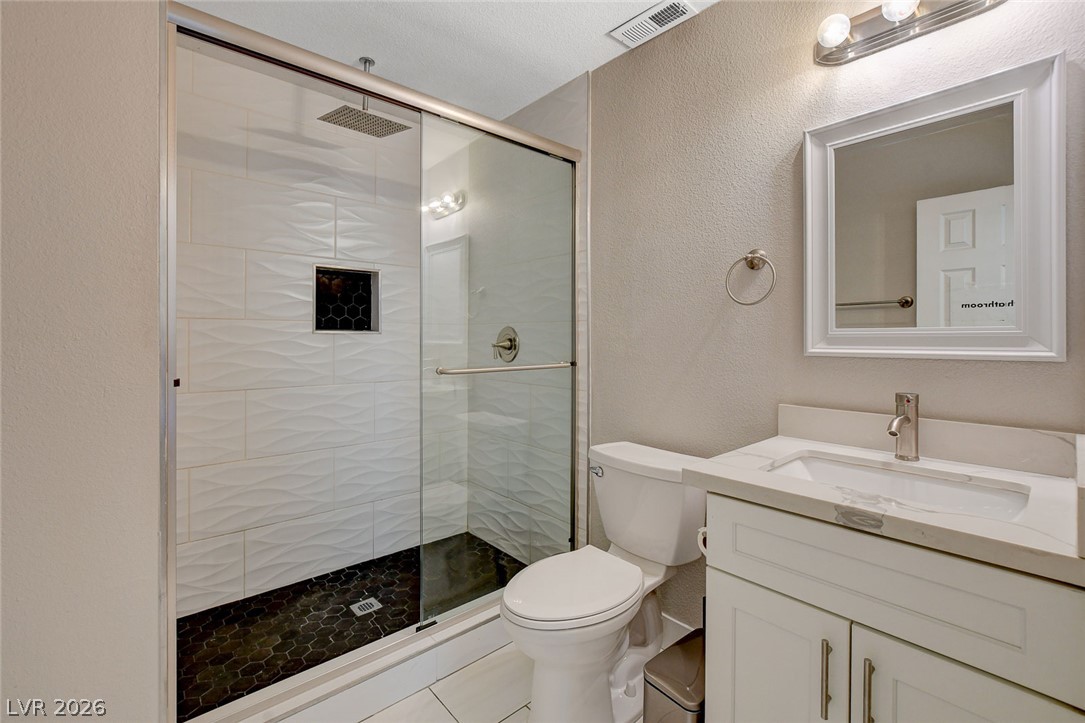 1077 Westminster Avenue Property Photo 48