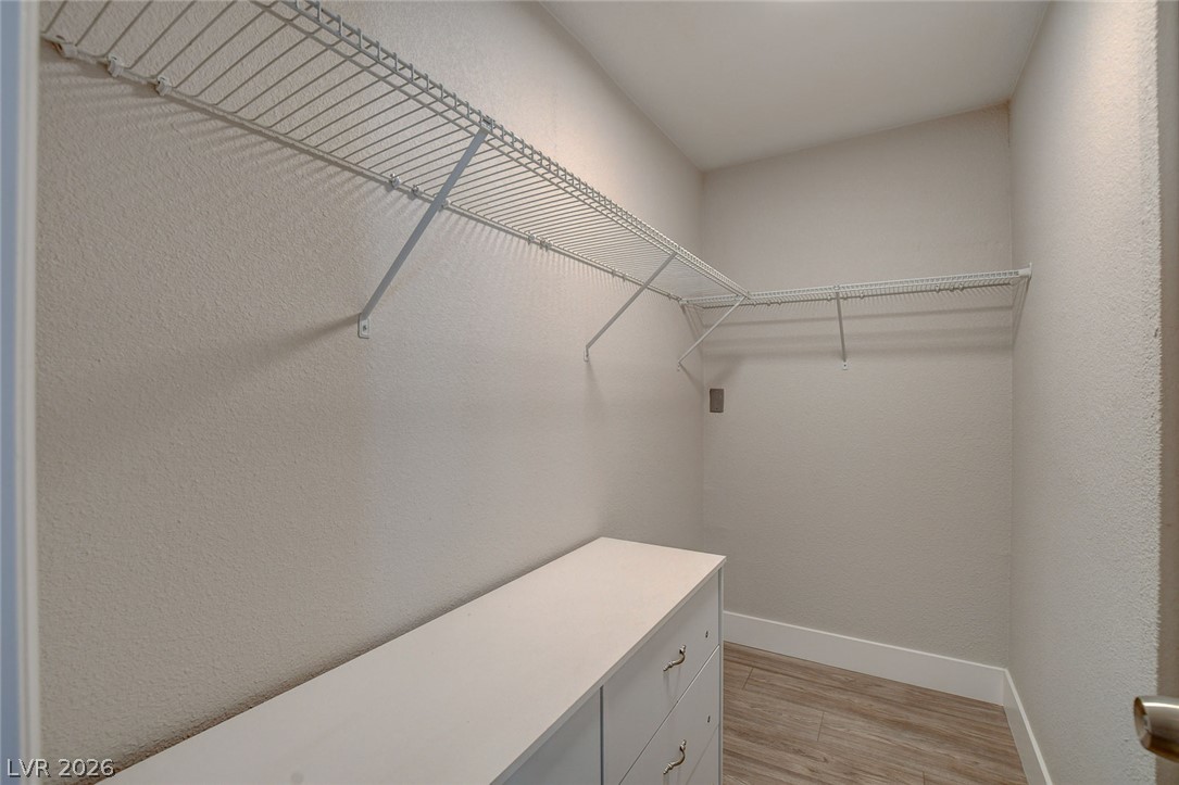 1077 Westminster Avenue Property Photo 54