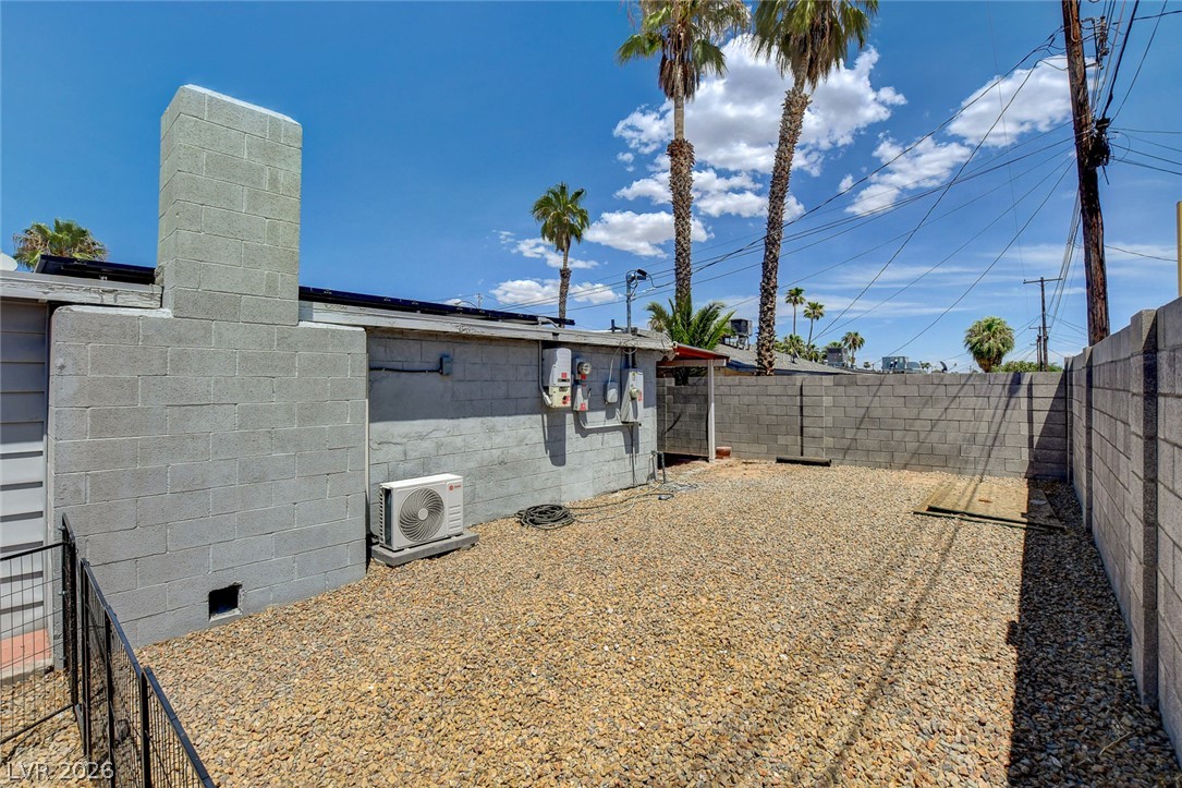 1077 Westminster Avenue Property Photo 60