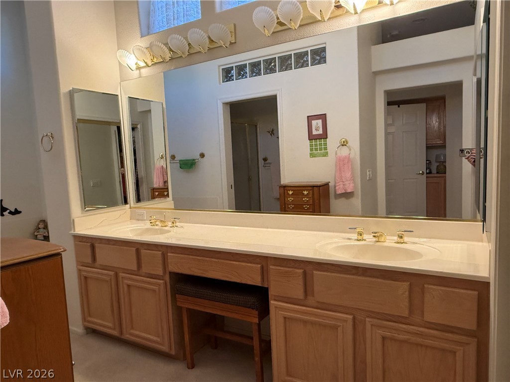 10529 Broom Hill Drive Property Photo 32