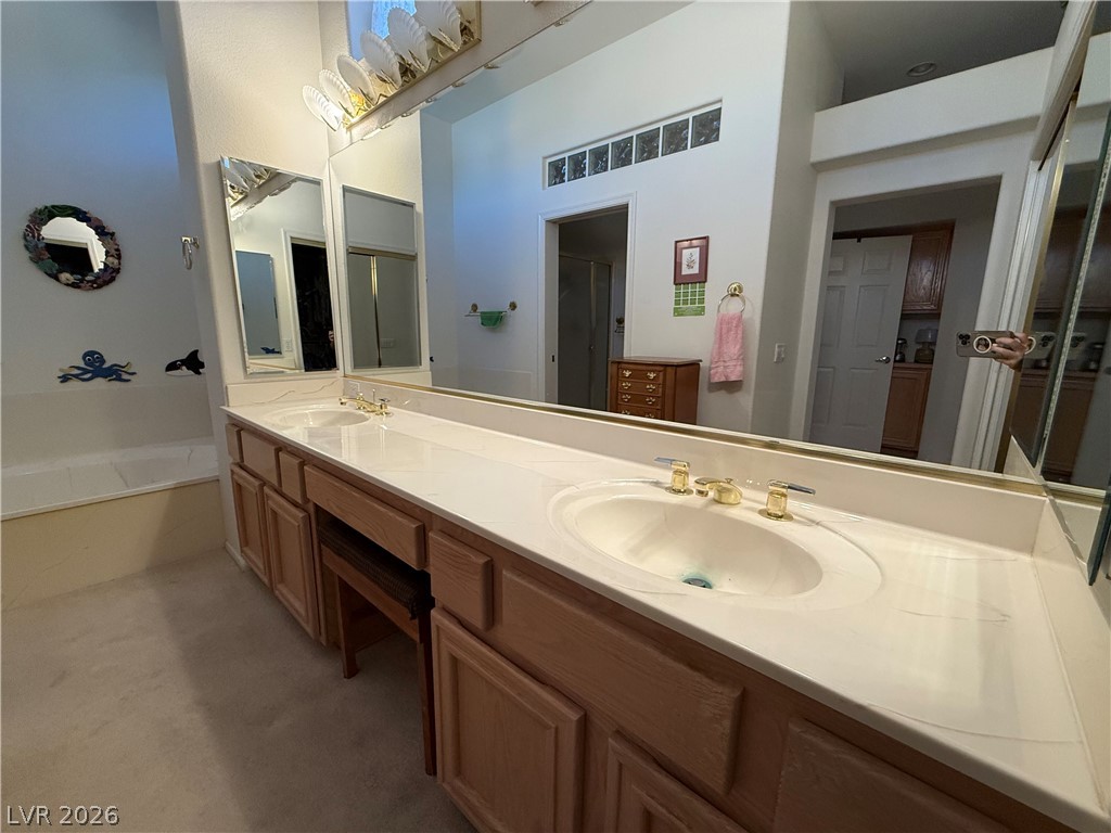 10529 Broom Hill Drive Property Photo 34