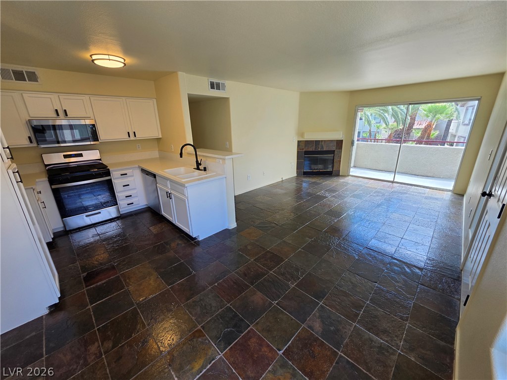 4955 Lindell Road 204a Property Photo 5