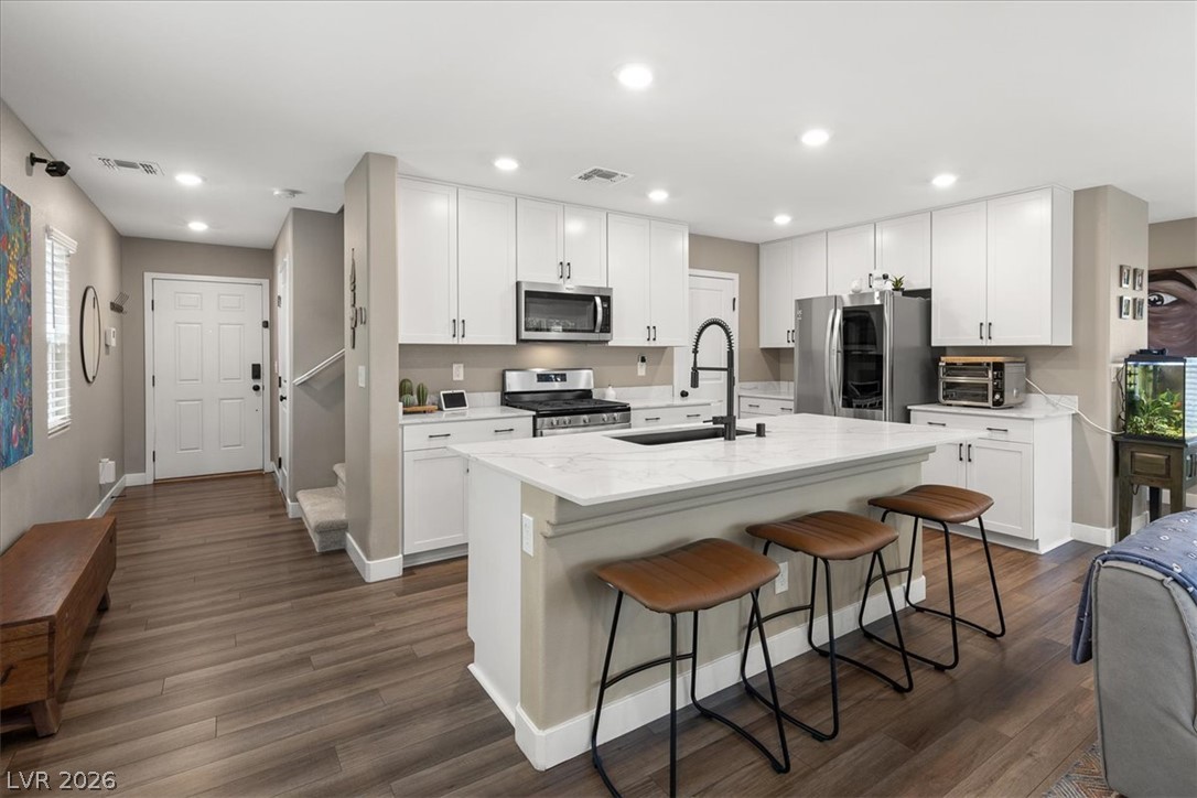 10520 Adobe Ranch Street Property Photo 8