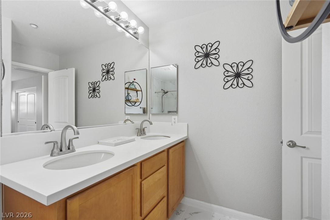 10718 Myrtle Grove Avenue Property Photo 22
