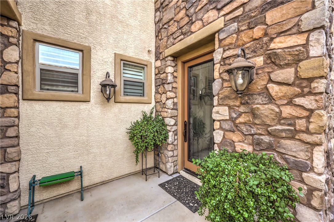 949 Via Stellato Street Property Photo 3