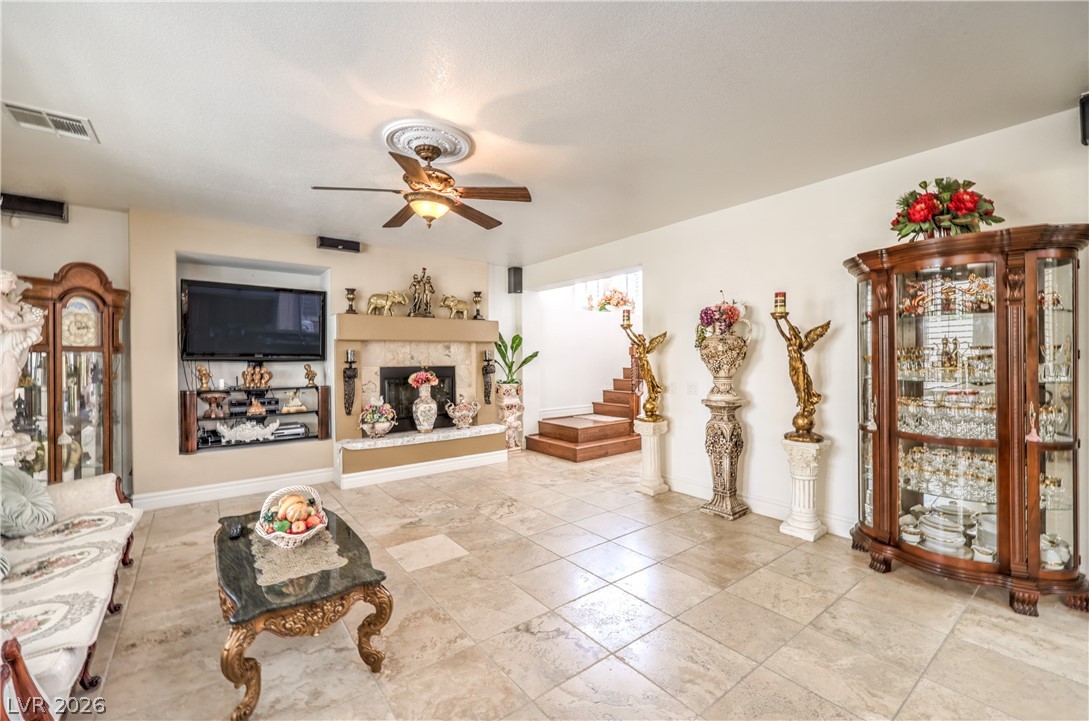 949 Via Stellato Street Property Photo 5