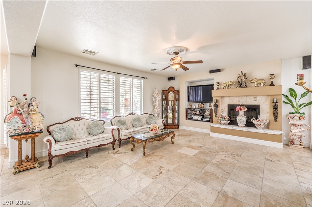 949 Via Stellato Street Property Photo 6