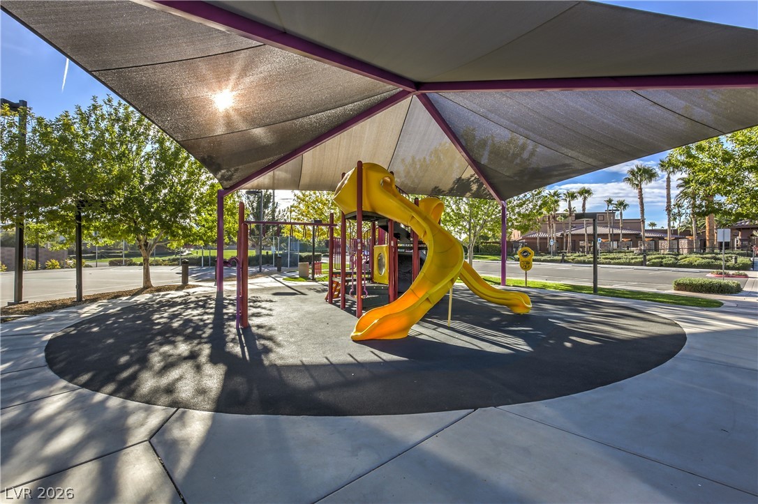 949 Via Stellato Street Property Photo 40