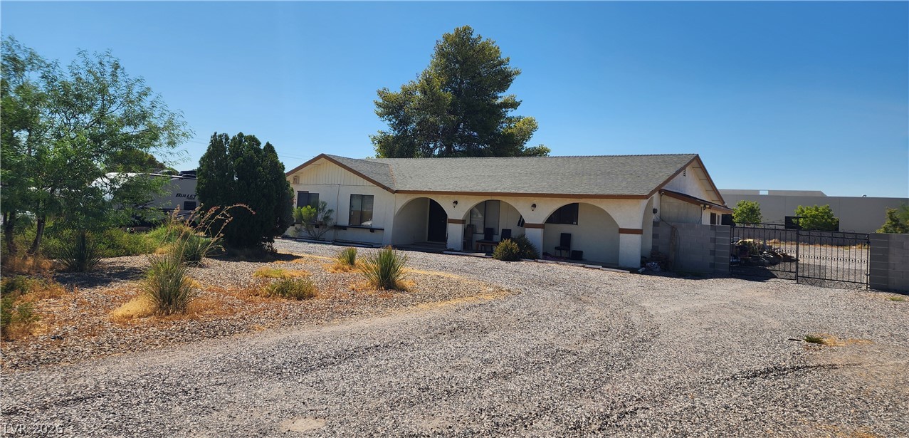 6067 West Oquendo Road Property Photo