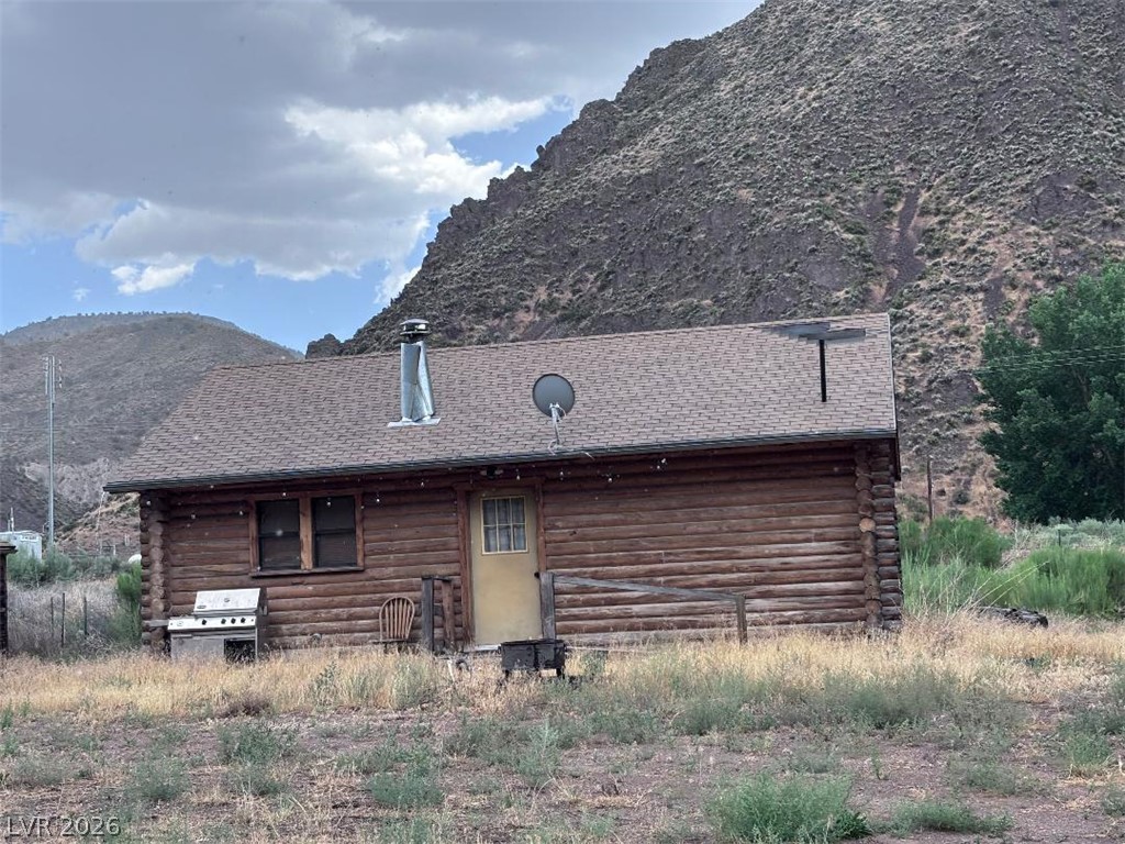 200 Clover Creek Road Property Photo 1