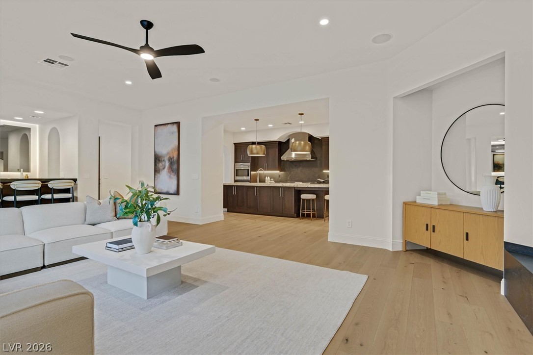 3844 Glasgow Green Drive Property Photo 20