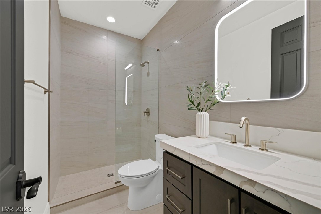 3844 Glasgow Green Drive Property Photo 55