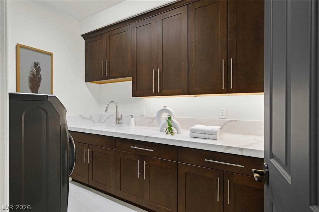 3844 Glasgow Green Drive Property Photo 59