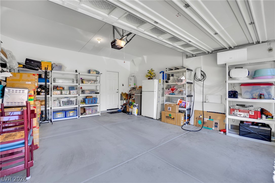 6464 Pear Valley Lane Property Photo 4