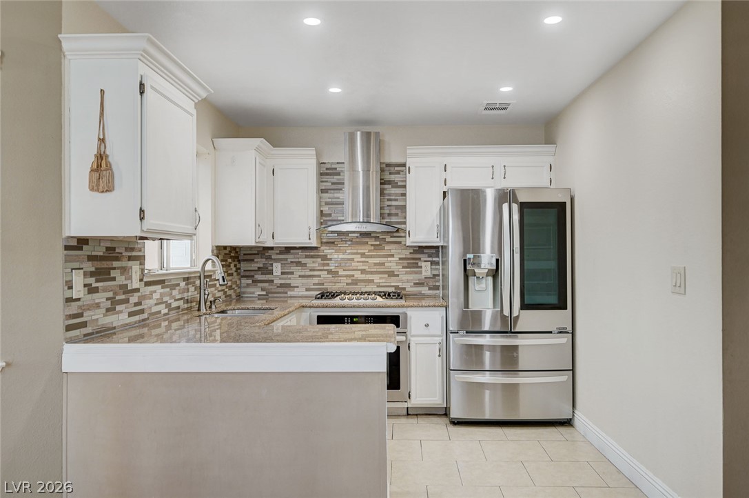 2368 Los Feliz Street Property Photo 4