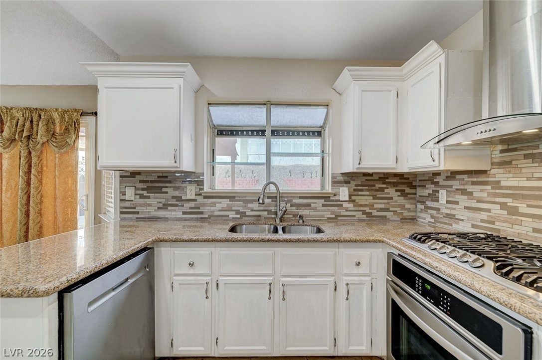 2368 Los Feliz Street Property Photo 5
