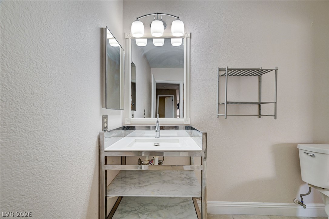 2368 Los Feliz Street Property Photo 30