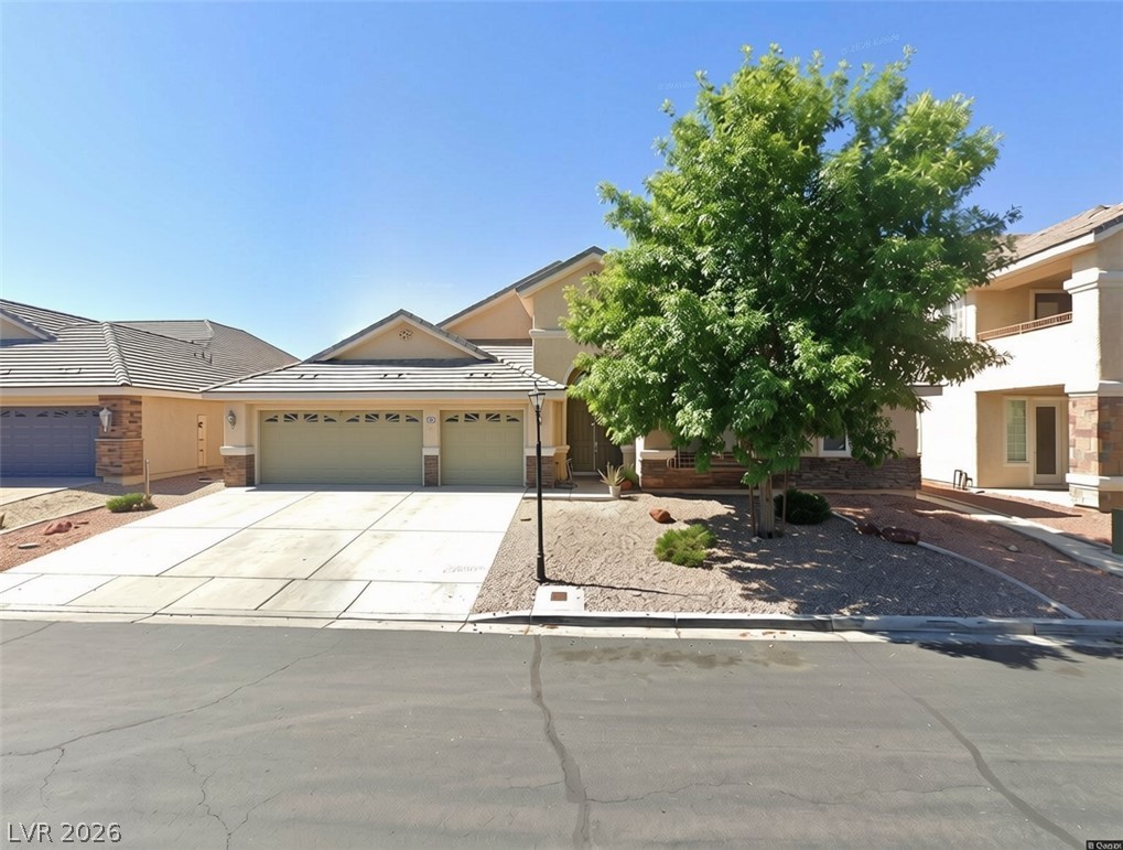 6245 Hawthorn Woods Avenue Property Photo 1