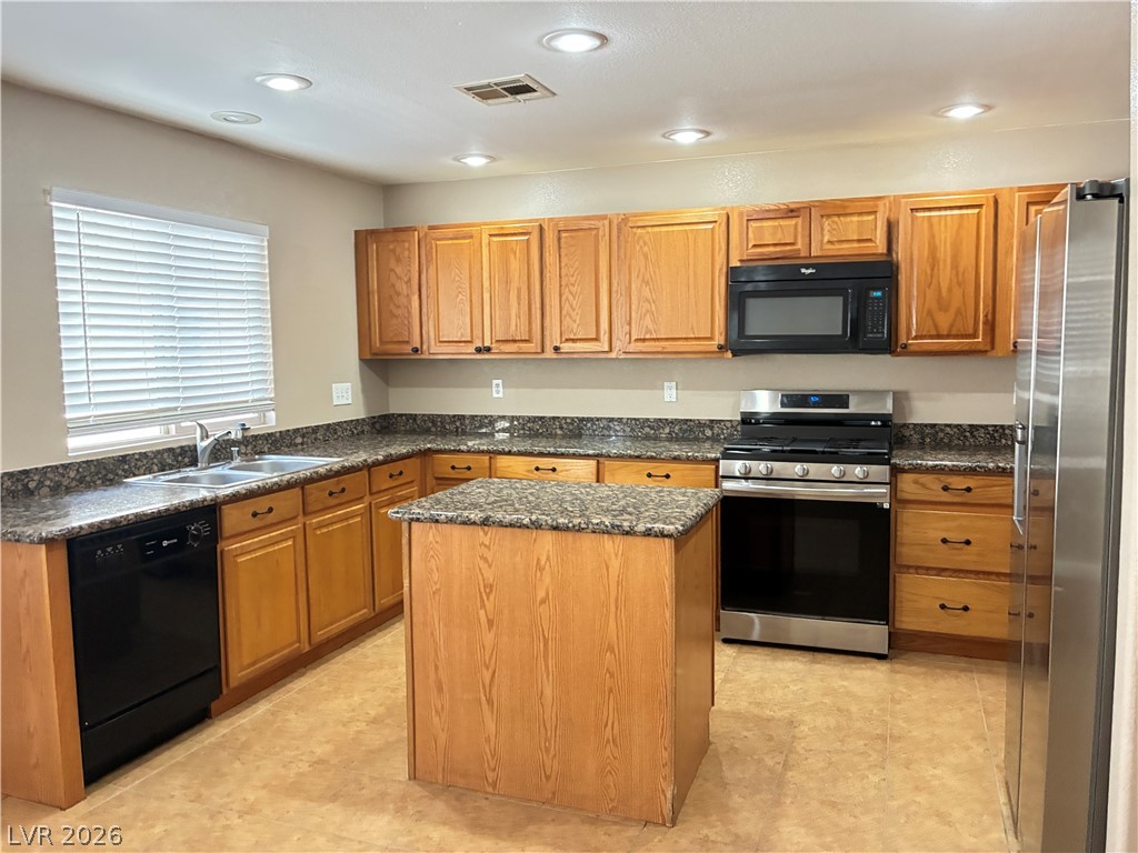 2804595 Property Photo 3