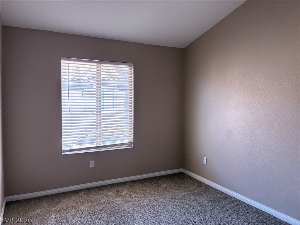 2804595 Property Photo 13