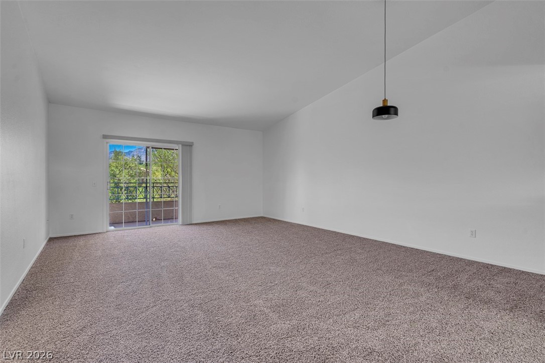 353 Amber Pine Street 203 Property Photo 15