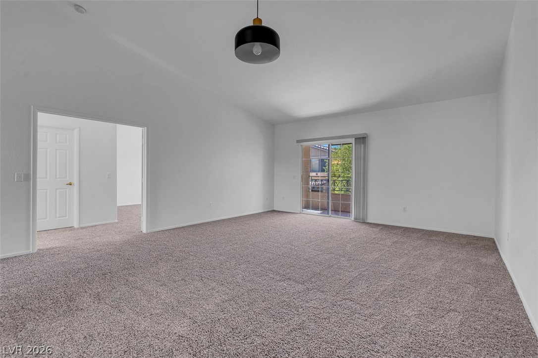 353 Amber Pine Street 203 Property Photo 16
