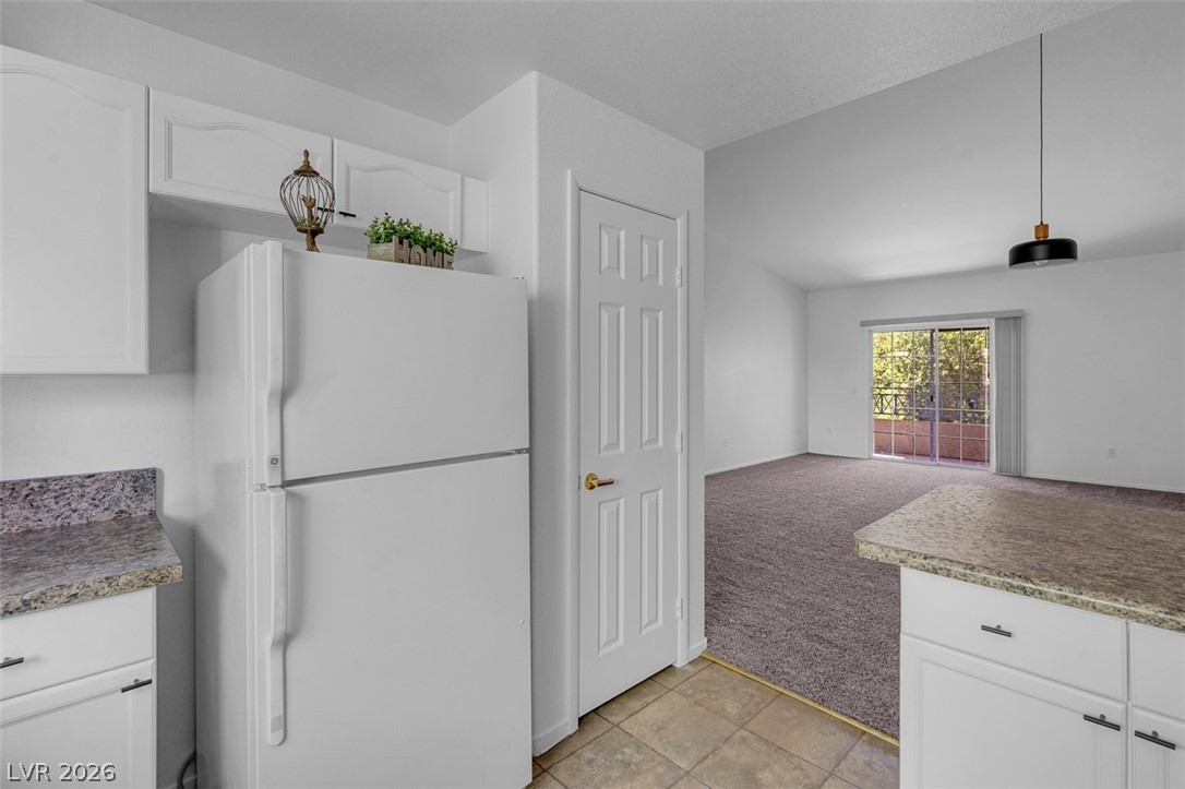 353 Amber Pine Street 203 Property Photo 22