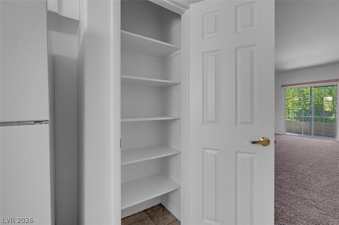 353 Amber Pine Street 203 Property Photo 25