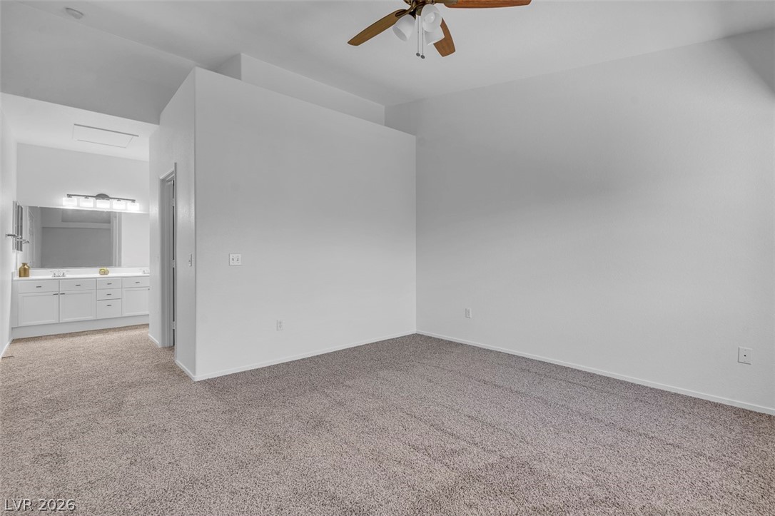 353 Amber Pine Street 203 Property Photo 28