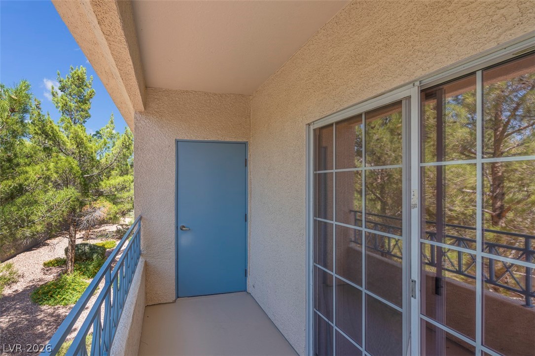 353 Amber Pine Street 203 Property Photo 40