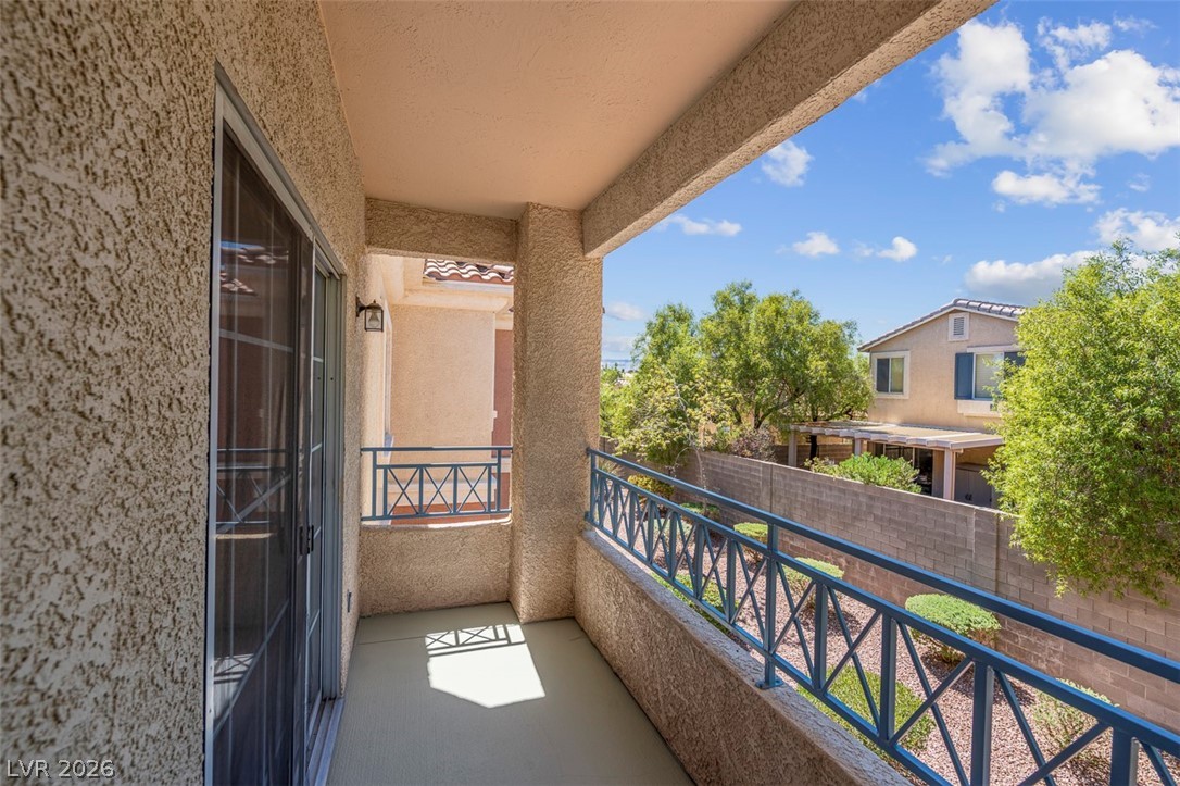 353 Amber Pine Street 203 Property Photo 42