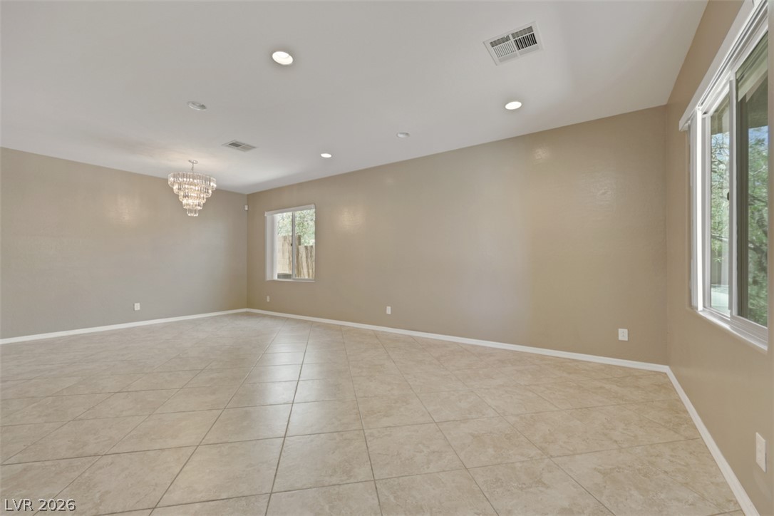 2501 Bechamel Place Property Photo 2