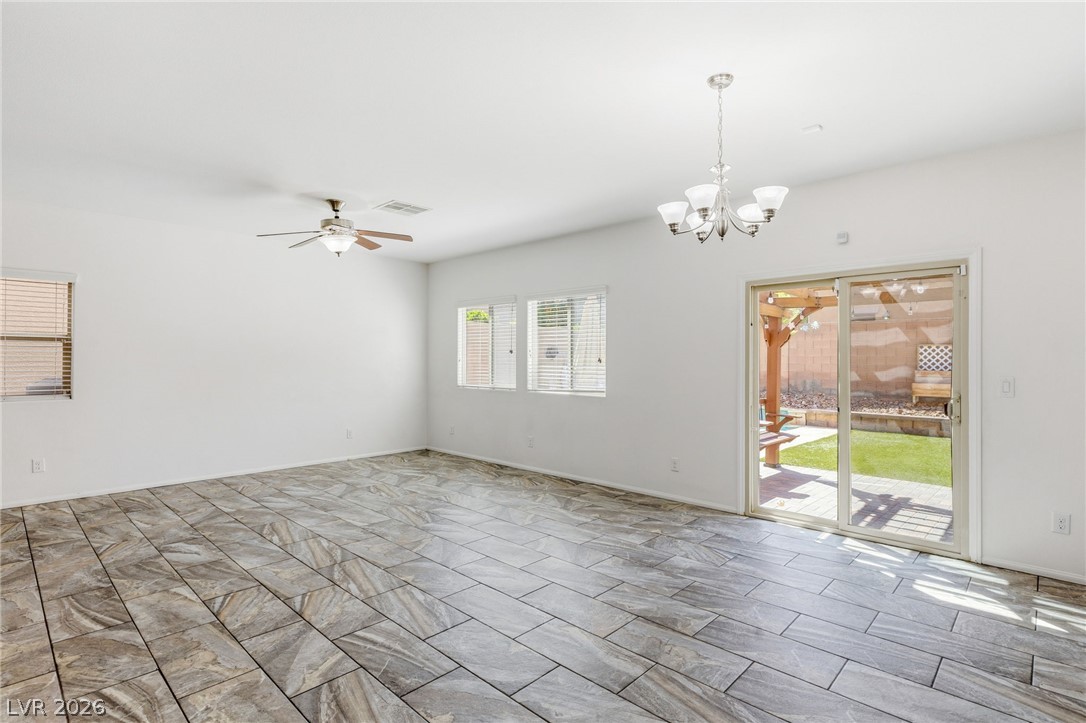 8123 Mosaic Sunrise Lane Property Photo 7