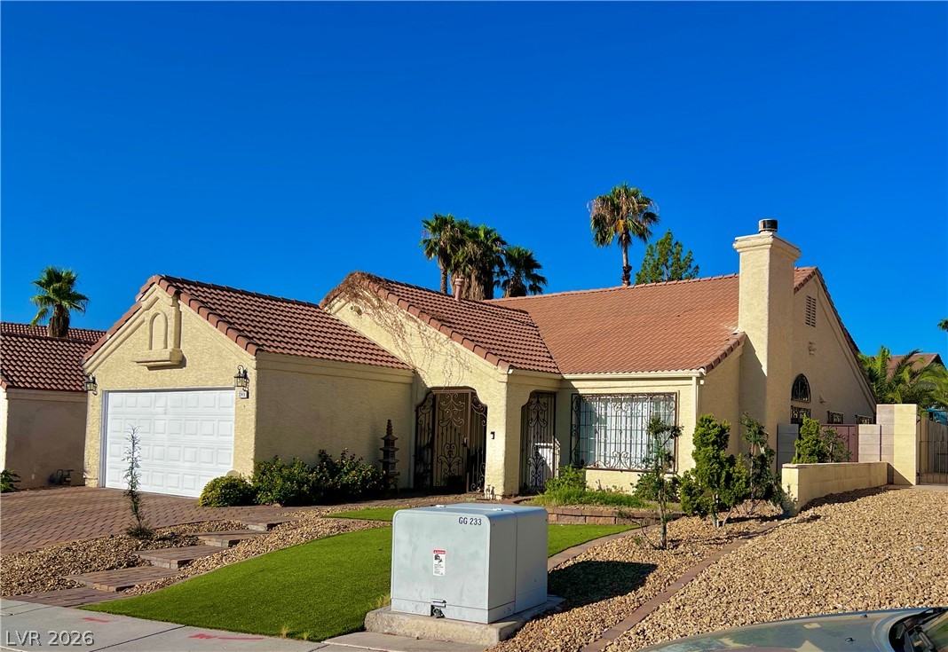 3249 Coral Harbor Drive Property Photo 3