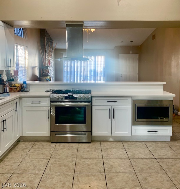 3249 Coral Harbor Drive Property Photo 7
