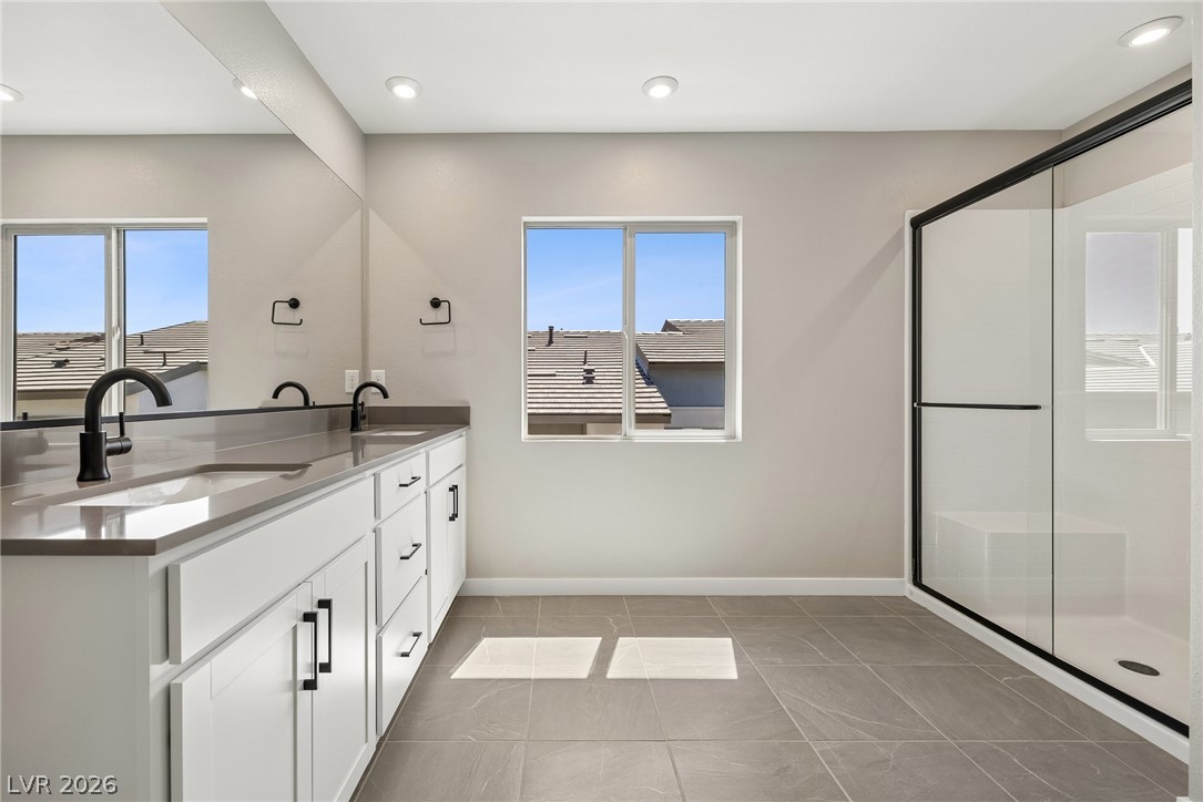 9227 Salas Street Property Photo 12