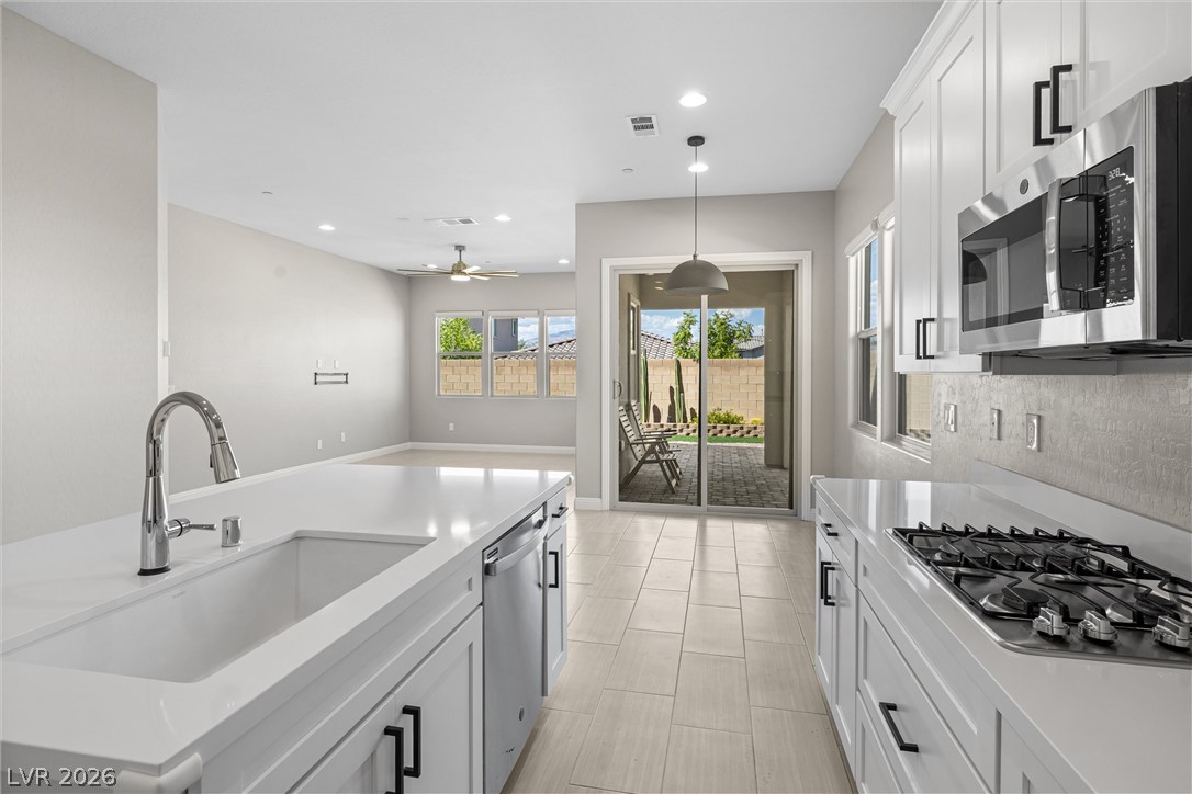 9868 Heather Moore Avenue Property Photo 1