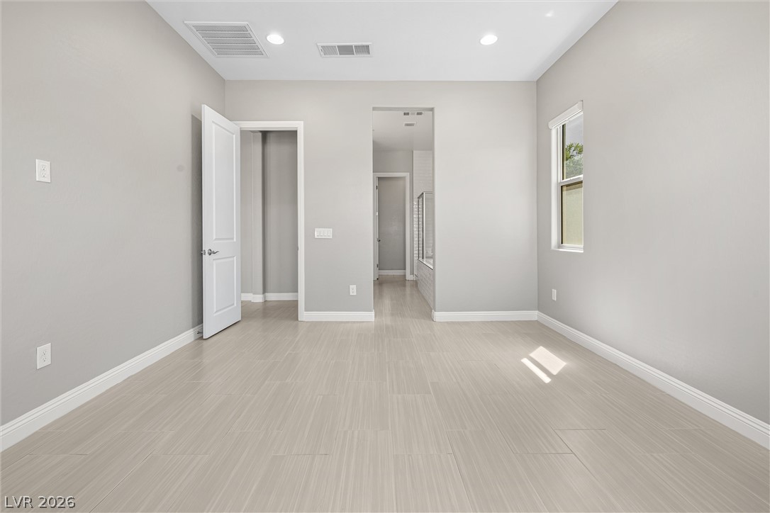 9868 Heather Moore Avenue Property Photo 14