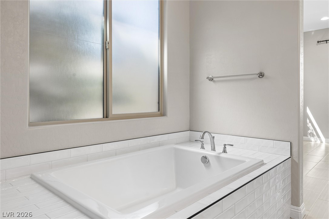 9868 Heather Moore Avenue Property Photo 17